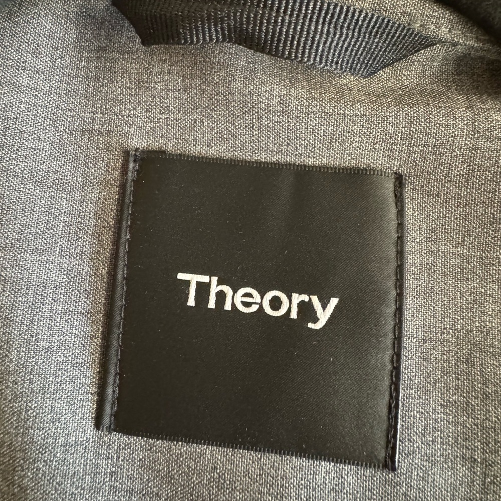 Theory-Rye Virgin Wool Gray Over Shirt/Shacket with 3 pockets.Like New.Size L - Picture 2 of 9